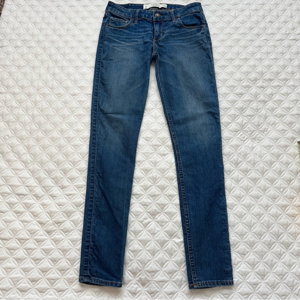 Abercrombie & Fitch Blue Denim Jeans Size 2 26x29